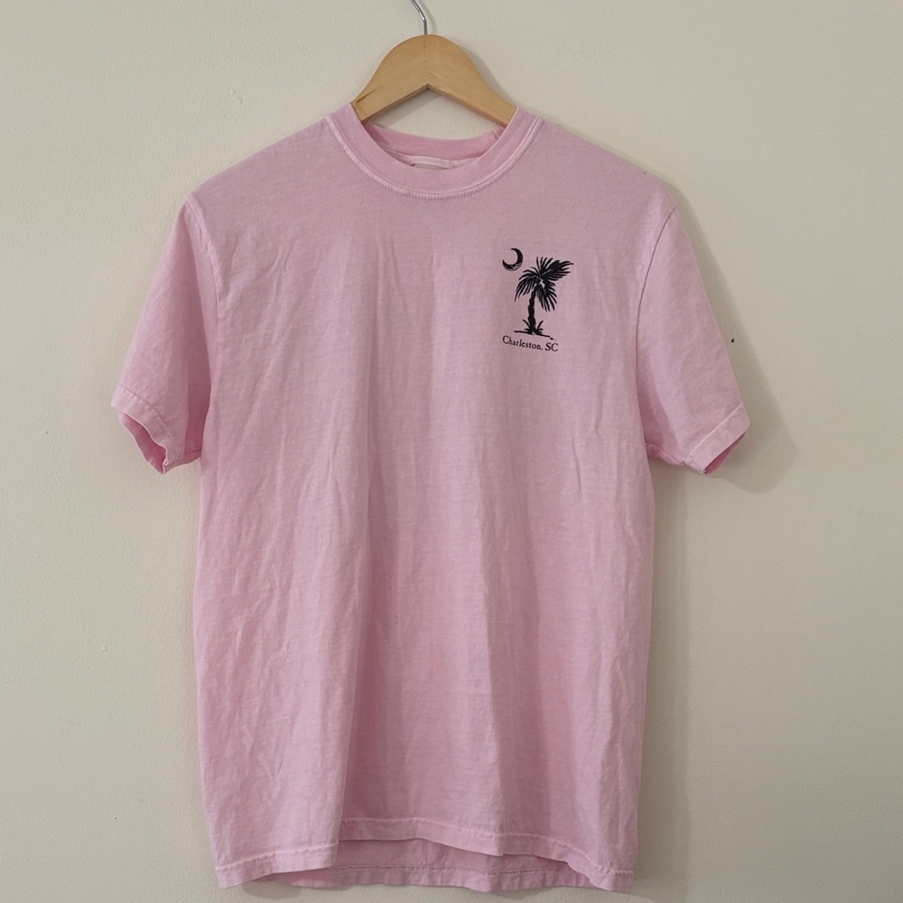 Comfort Colors Pink Rainbow Row Graphic Tee Charleston, SC 100% Cotton Men’s MED